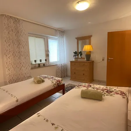 Citynahe Komfortwohnung Fuer Bis 6 Personen * Wuppertal