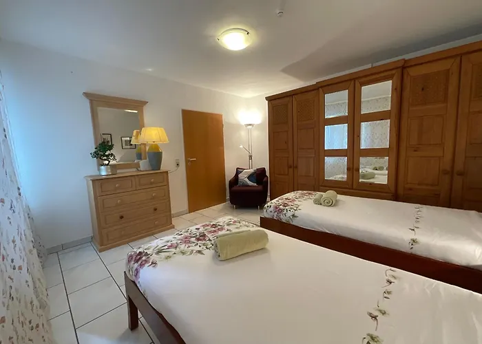 Citynahe Komfortwohnung Fuer Bis 6 Personen Lejlighed Wuppertal